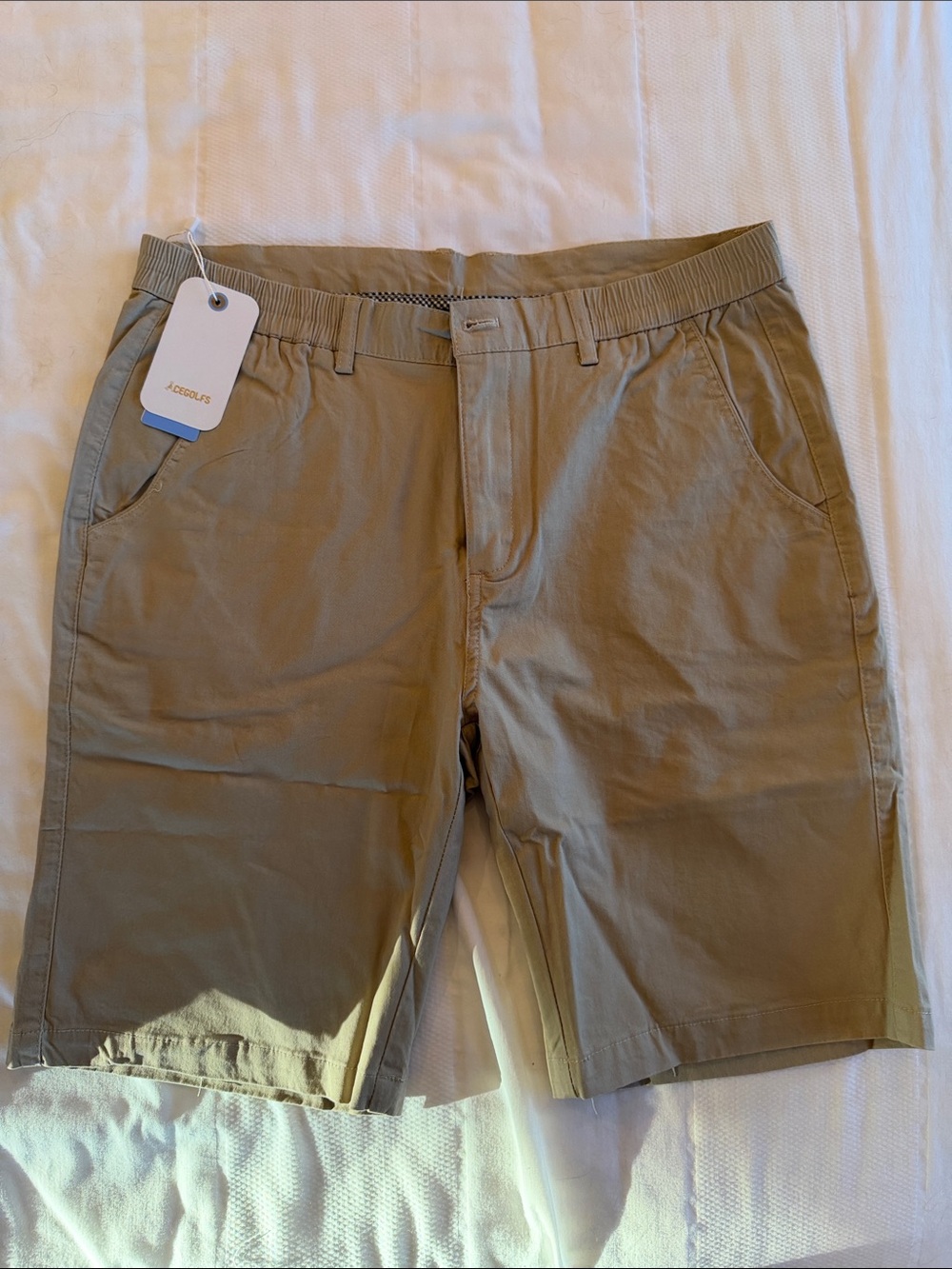 Men's Khaki Stretch Shorts - CeGolfs - size 32